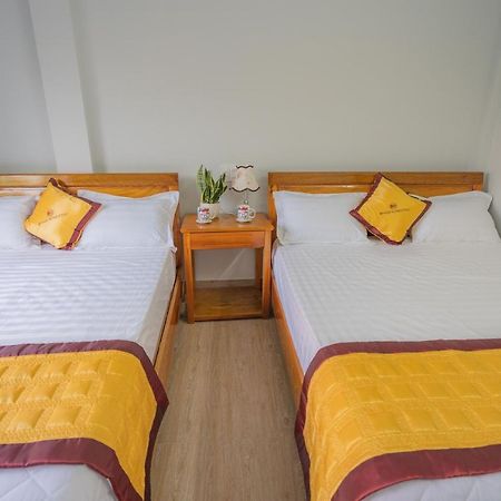 Fami Homestay Phong Nha Exteriör bild