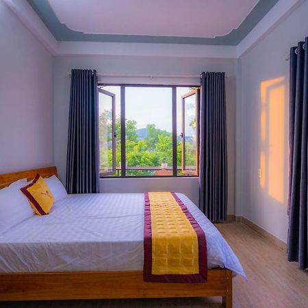 Fami Homestay Phong Nha Exteriör bild