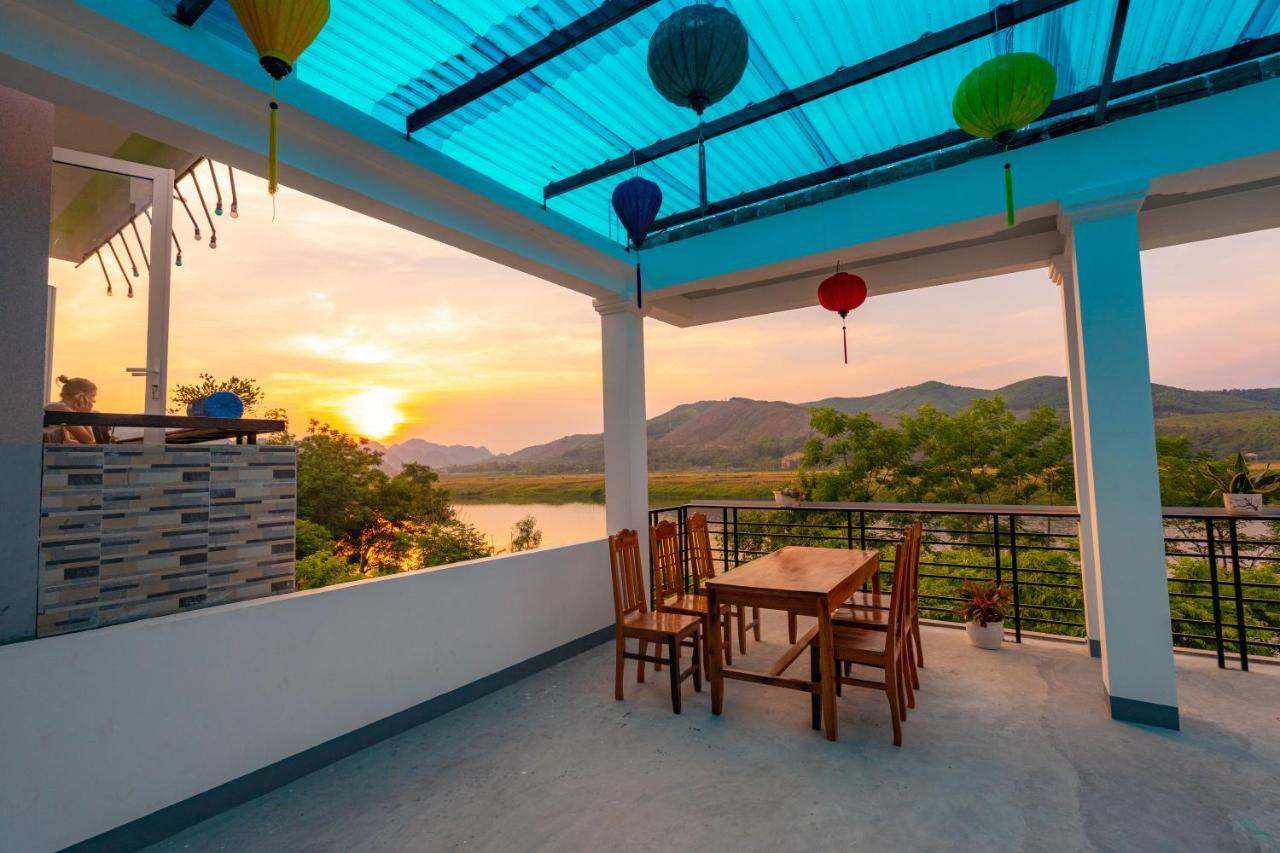 Fami Homestay Phong Nha Exteriör bild