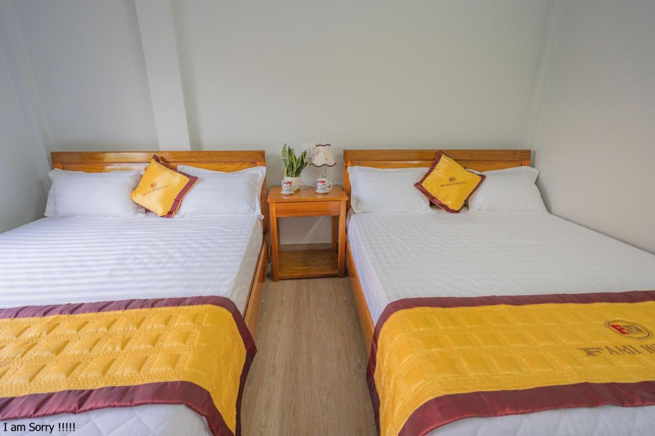 Fami Homestay Phong Nha Exteriör bild