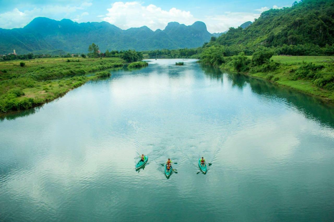 Fami Homestay Phong Nha Exteriör bild