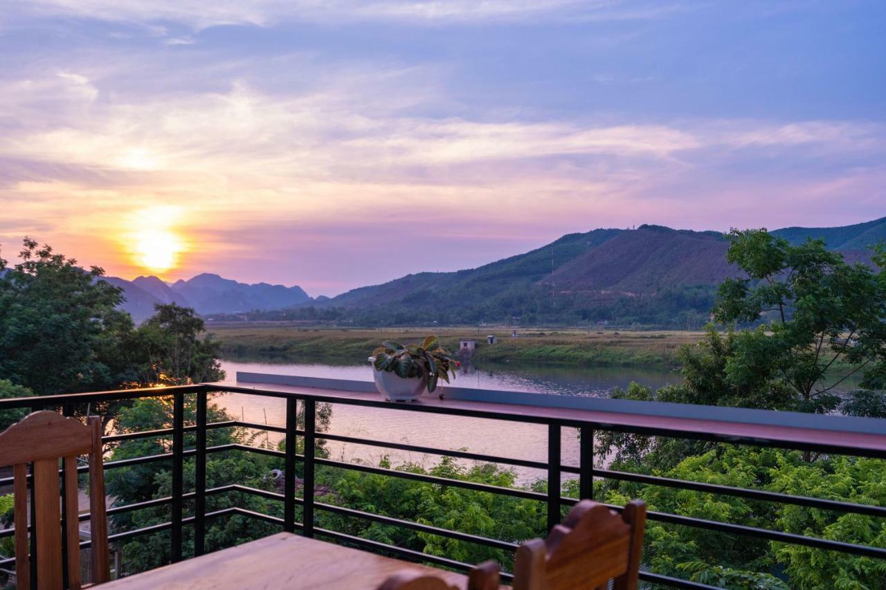 Fami Homestay Phong Nha Exteriör bild