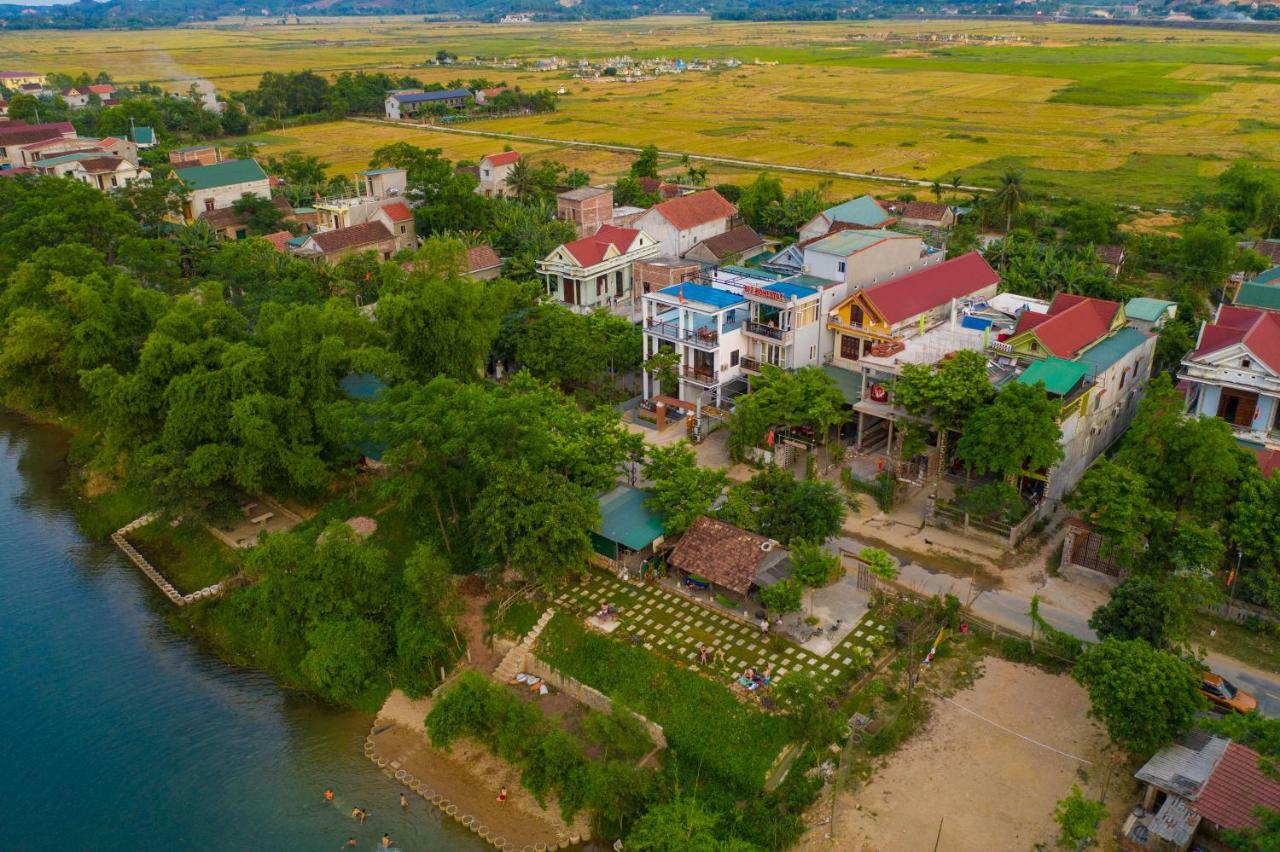 Fami Homestay Phong Nha Exteriör bild