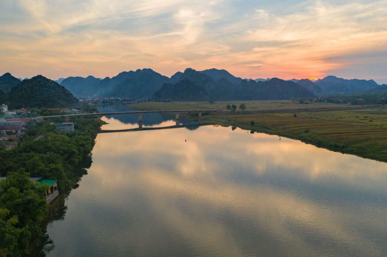 Fami Homestay Phong Nha Exteriör bild