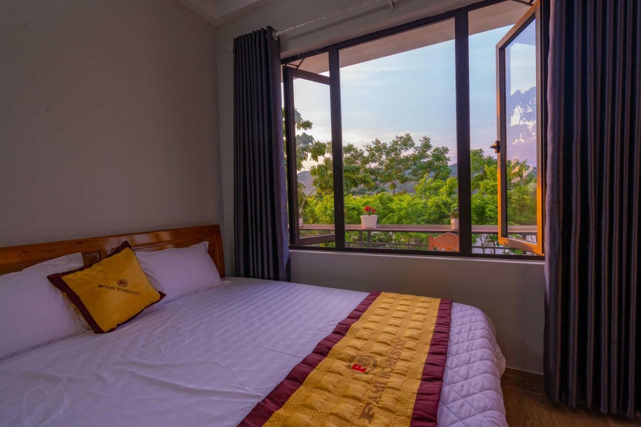 Fami Homestay Phong Nha Exteriör bild