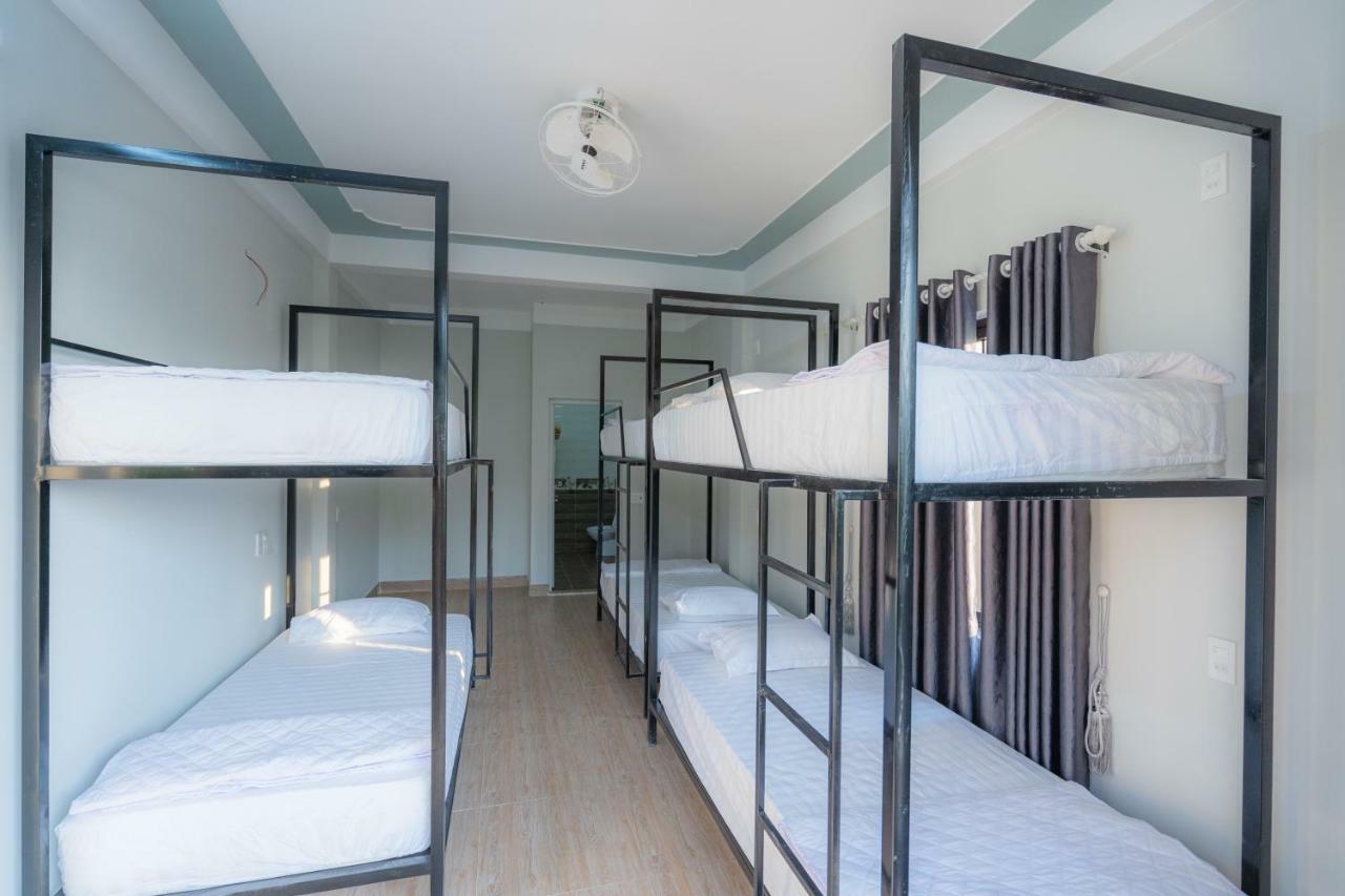 Fami Homestay Phong Nha Exteriör bild