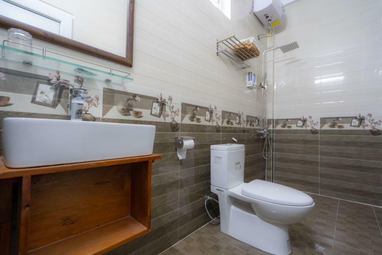 Fami Homestay Phong Nha Exteriör bild