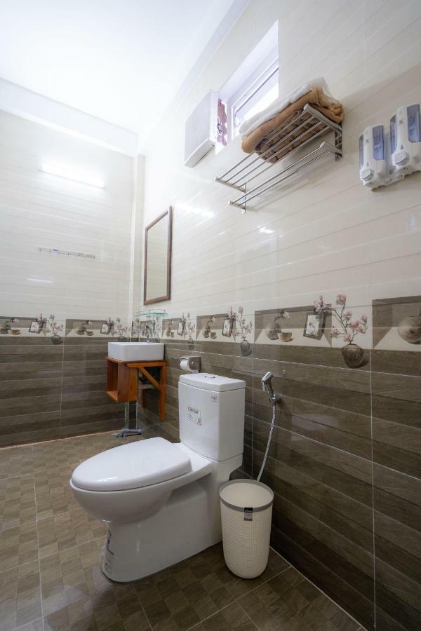Fami Homestay Phong Nha Exteriör bild