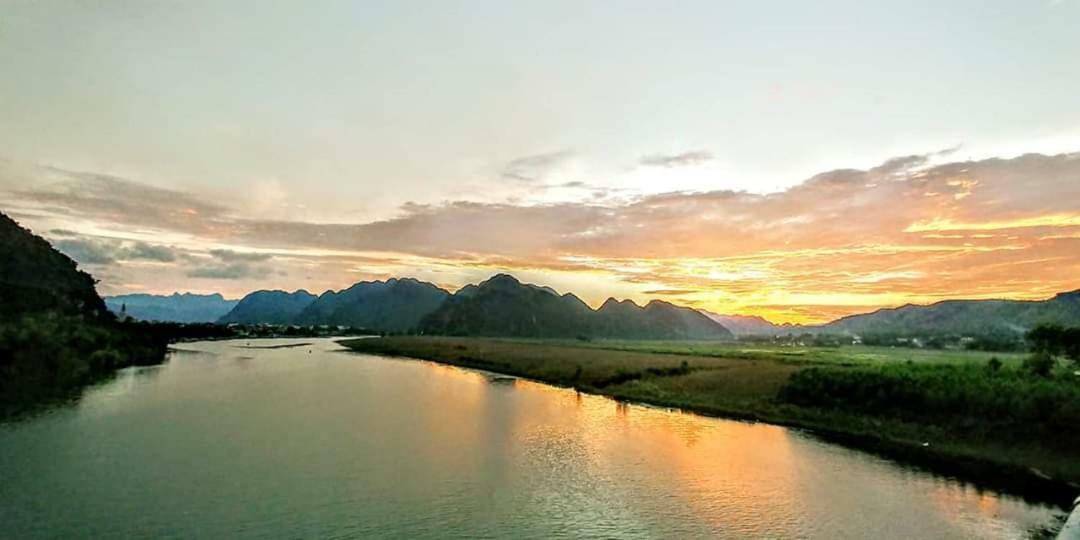 Fami Homestay Phong Nha Exteriör bild